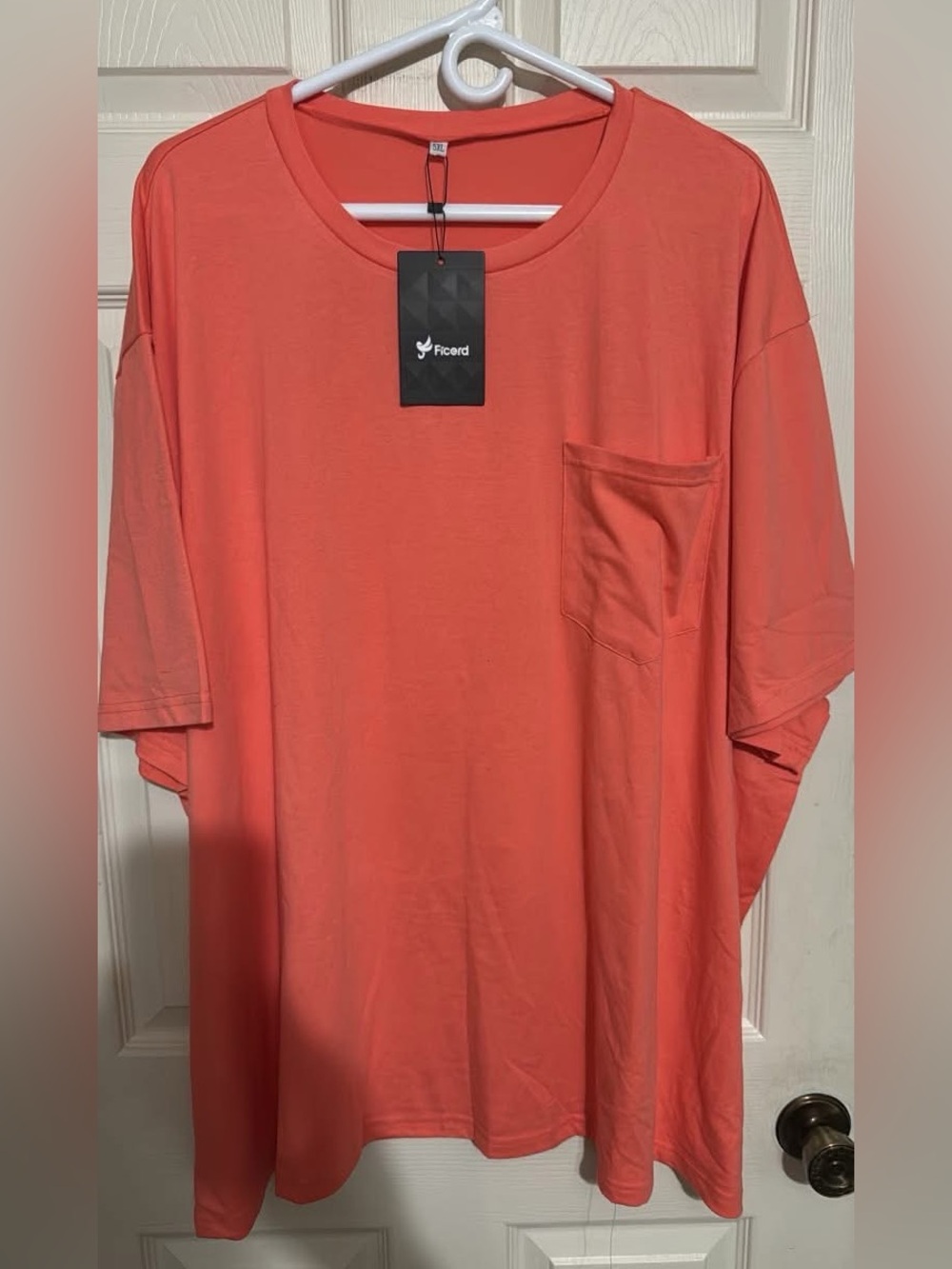 Men’s Coral Short-Sleeve Pocket Tee